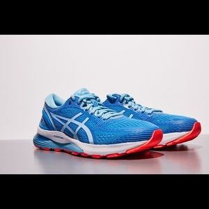 ASICS Gel-Nimbus 21 NWT
